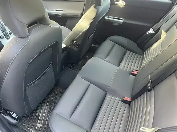 Volvo V50 2011 photo 5