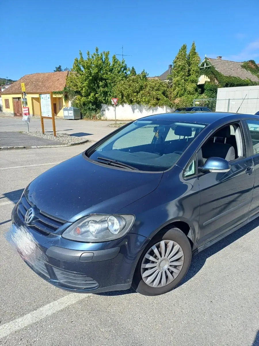 Volkswagen Golf 2006 photo 2