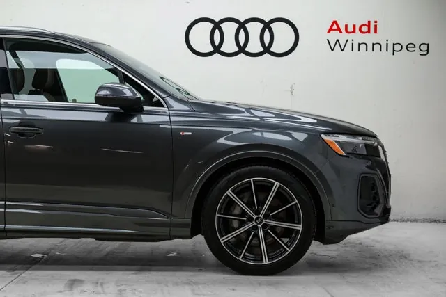 Audi Q7 2025 photo 5