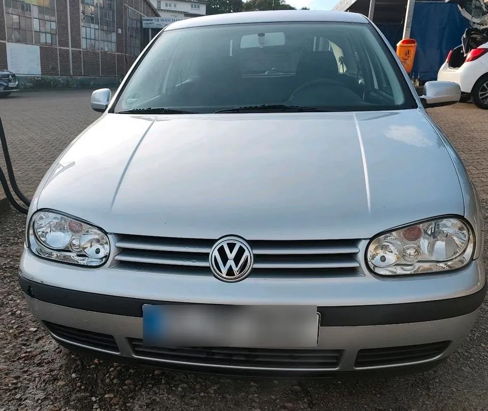 Volkswagen Golf 4