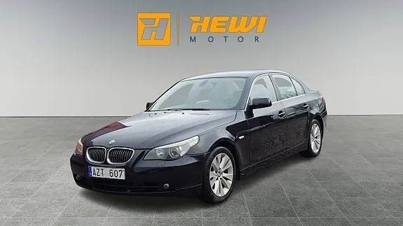 BMW 523I
