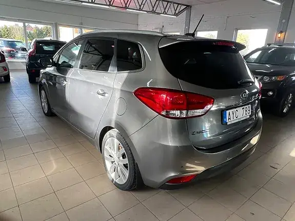 Kia Carens 2014 photo 5
