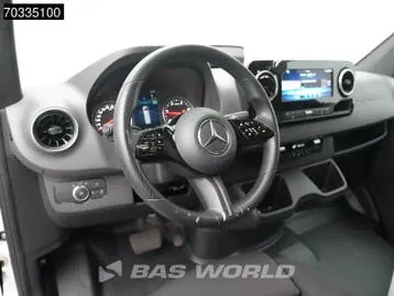 Mercedes-Benz Sprinter 2024 photo 3