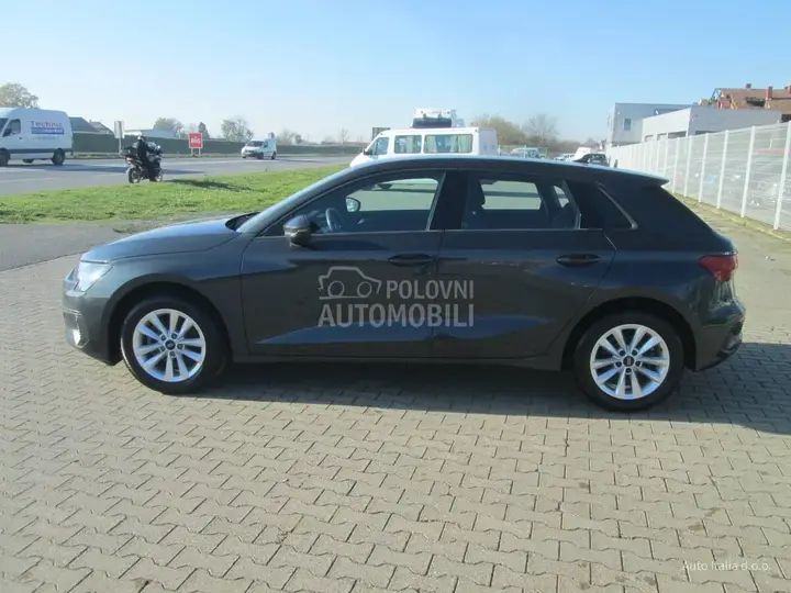 Audi A3 2024 photo 2
