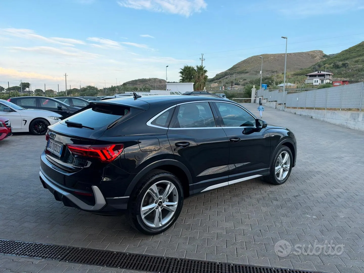 Audi Q3 2022 photo 4