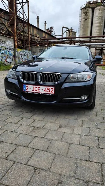 BMW 318I
