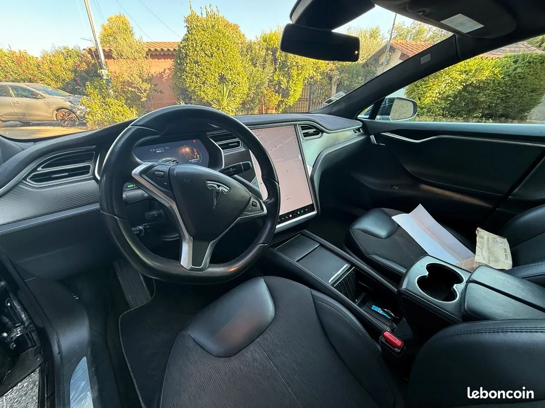 Tesla Model S 2016 photo 3