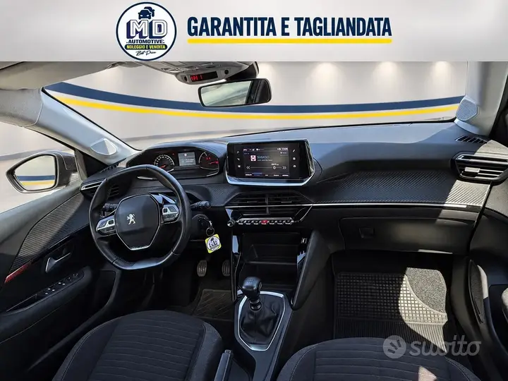 Peugeot 208 2021 photo 3