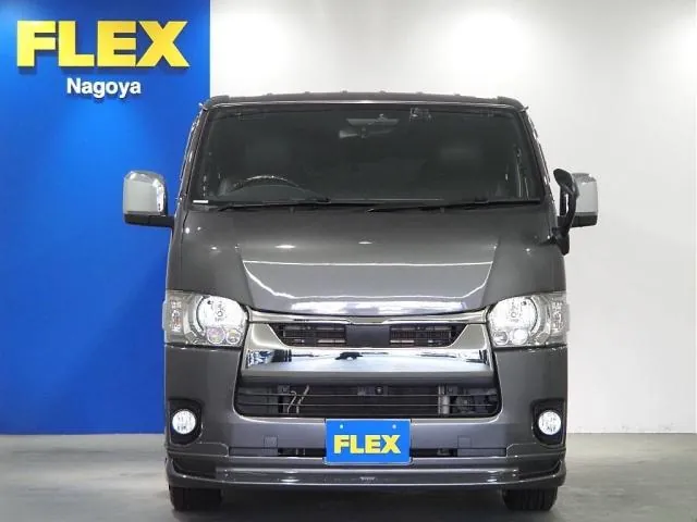 Toyota Hiace 2021 photo 2