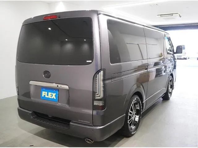 Toyota Hiace 2021 photo 5