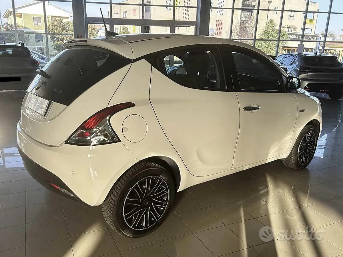 Lancia Ypsilon 2022 photo 5
