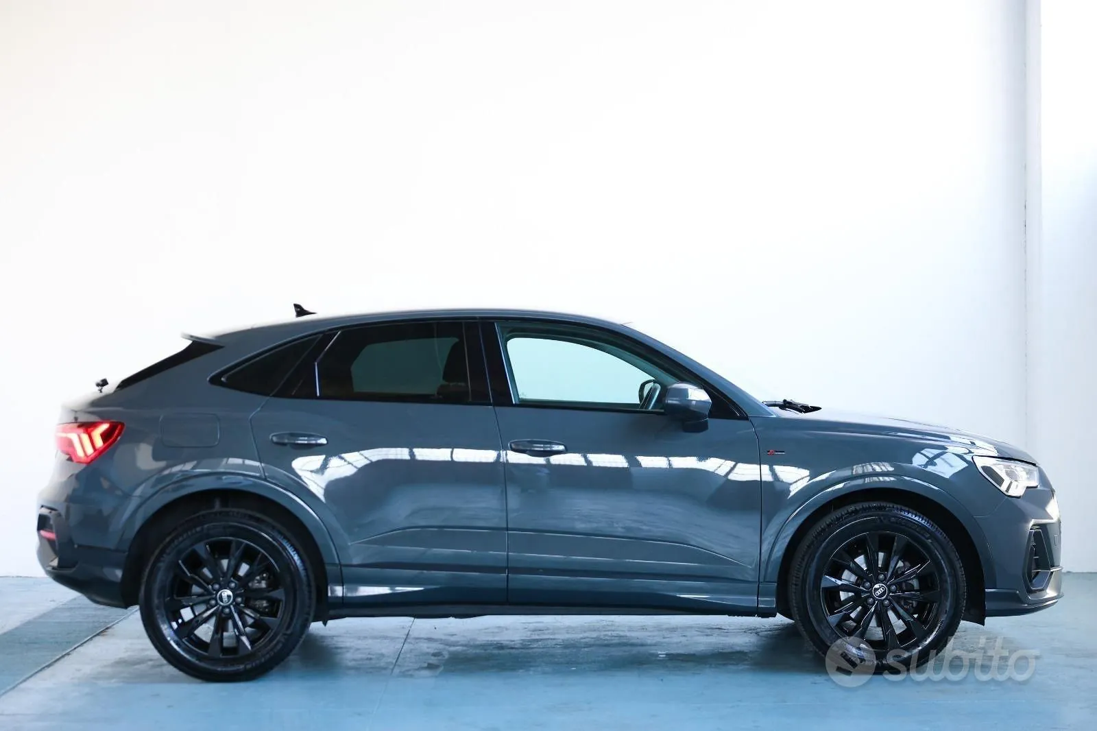 Audi Q3 2022 photo 5