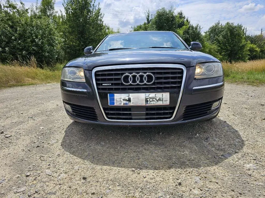 Audi A8 2006 photo 2
