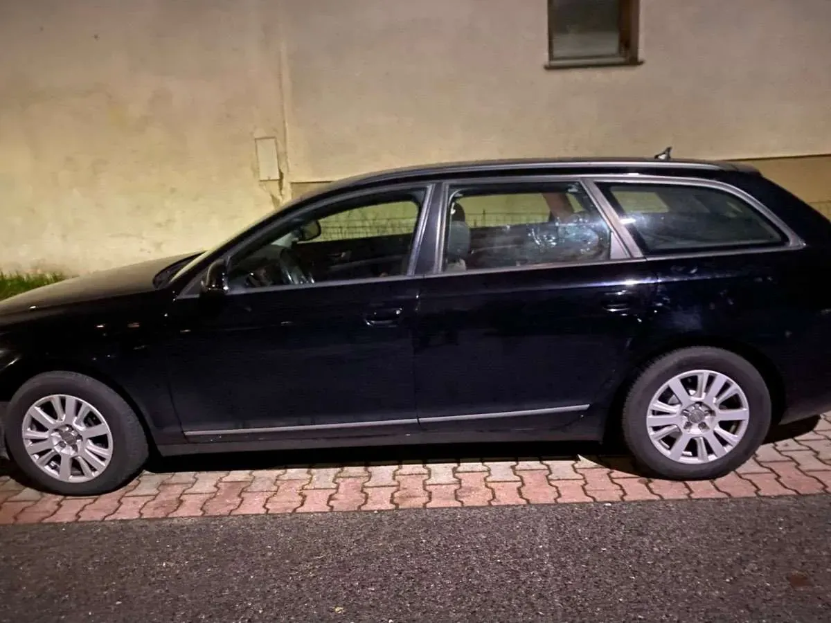 Audi A6 Allroad 2011 photo 2