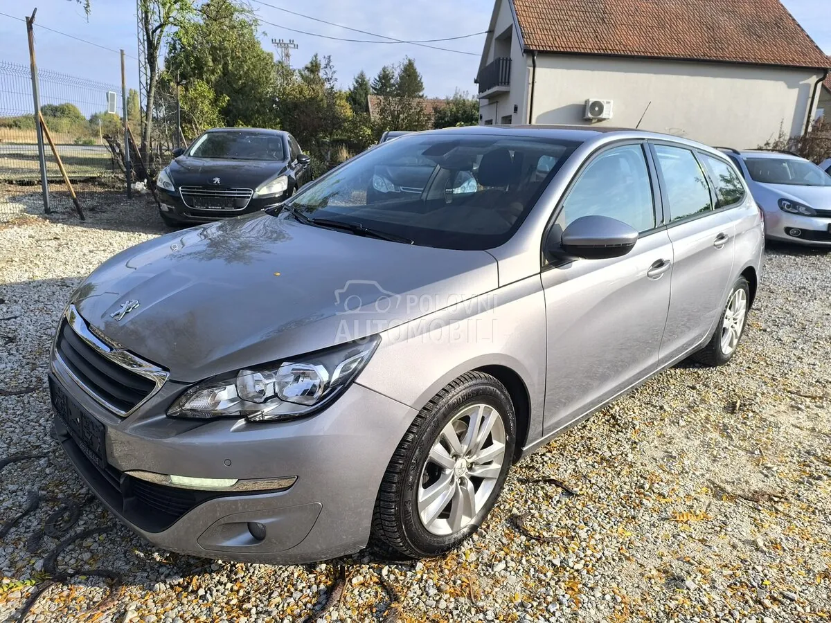 Peugeot 308 2015 photo 3