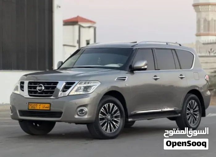 Nissan Patrol 2010 photo 2