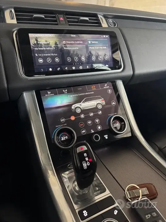 Land Rover Range Rover Sport 2022 photo 3