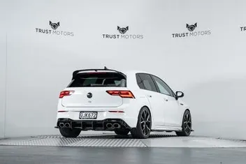 Volkswagen Golf 2024 photo 4