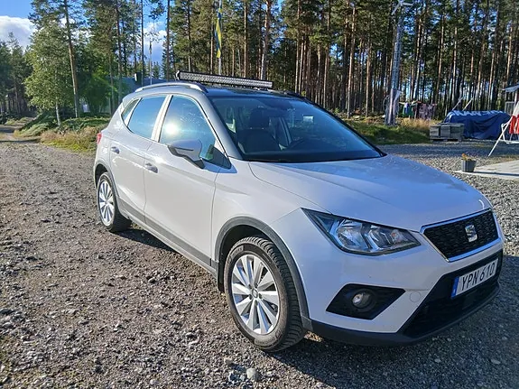 Seat Arona 2018 photo 4