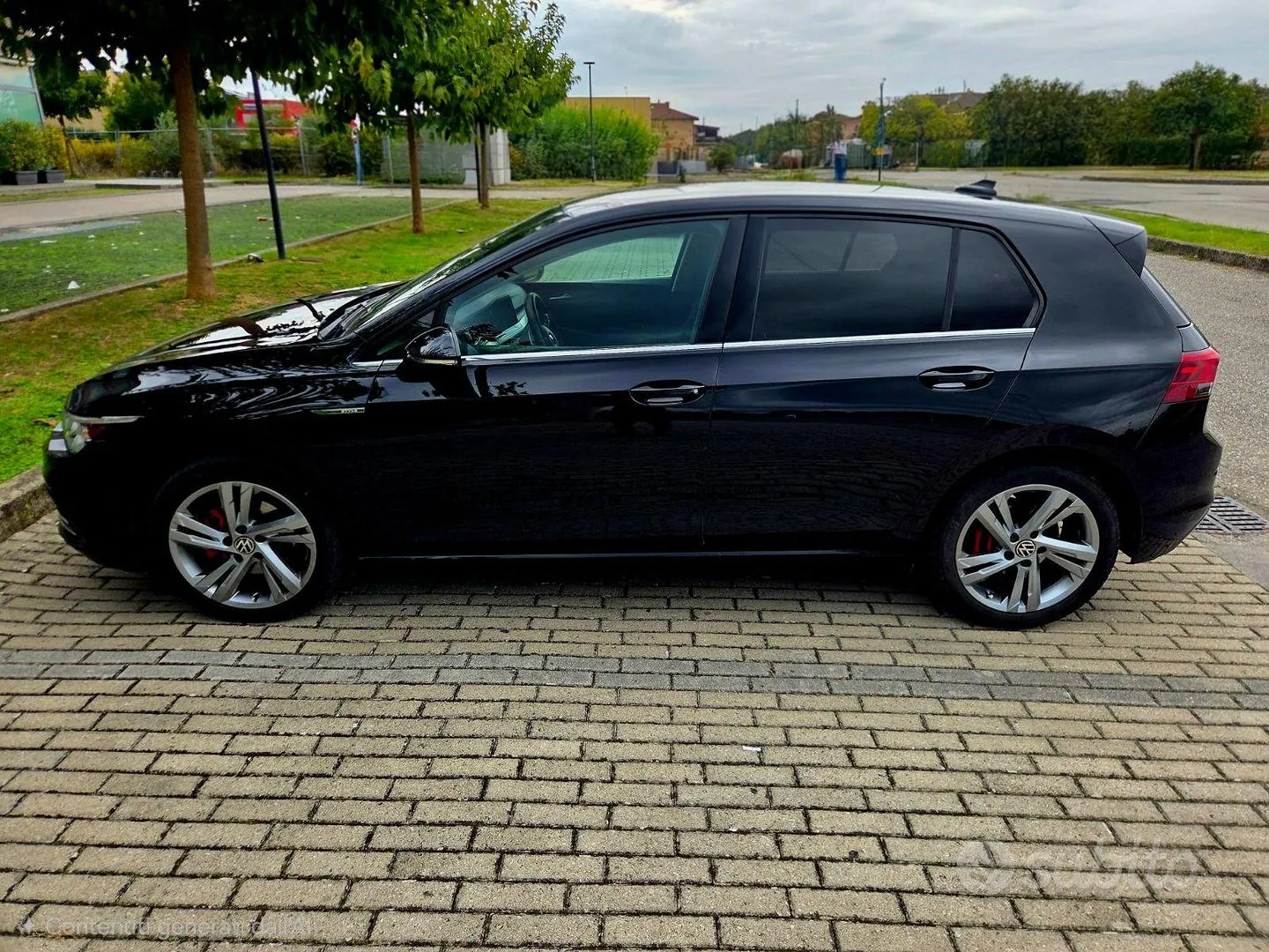 Volkswagen Golf 2021 photo 2