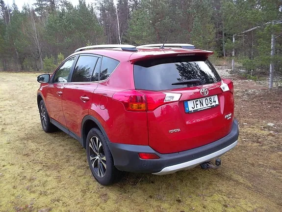 Toyota Rav4 2015 photo 4