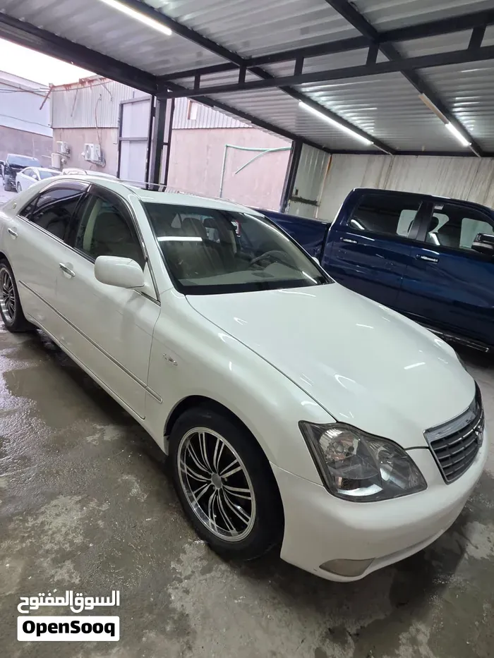 Toyota Crown 2007 photo 2