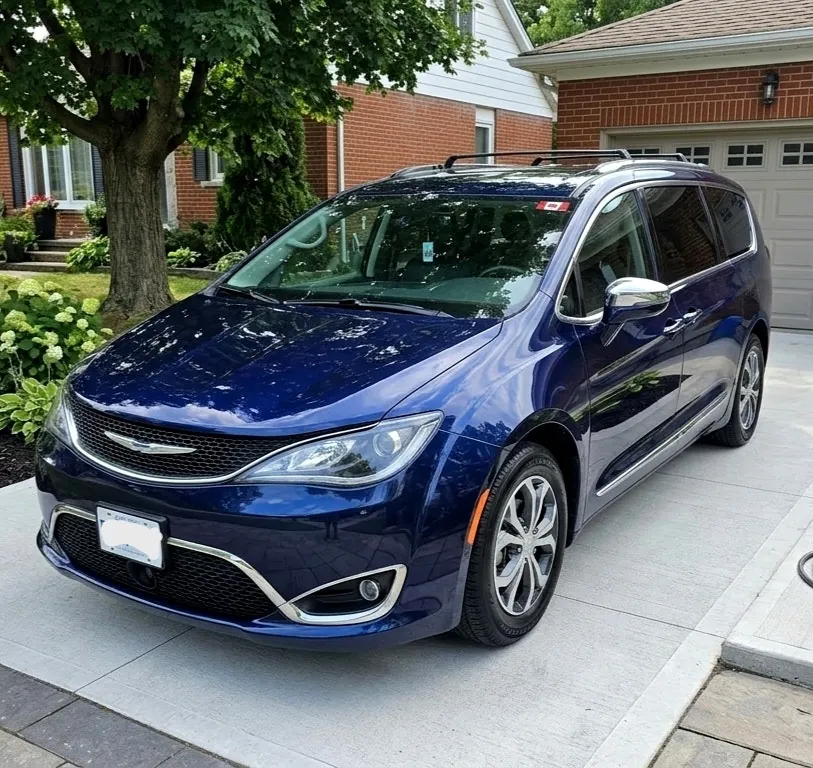 Chrysler Pacifica 2017 photo 3