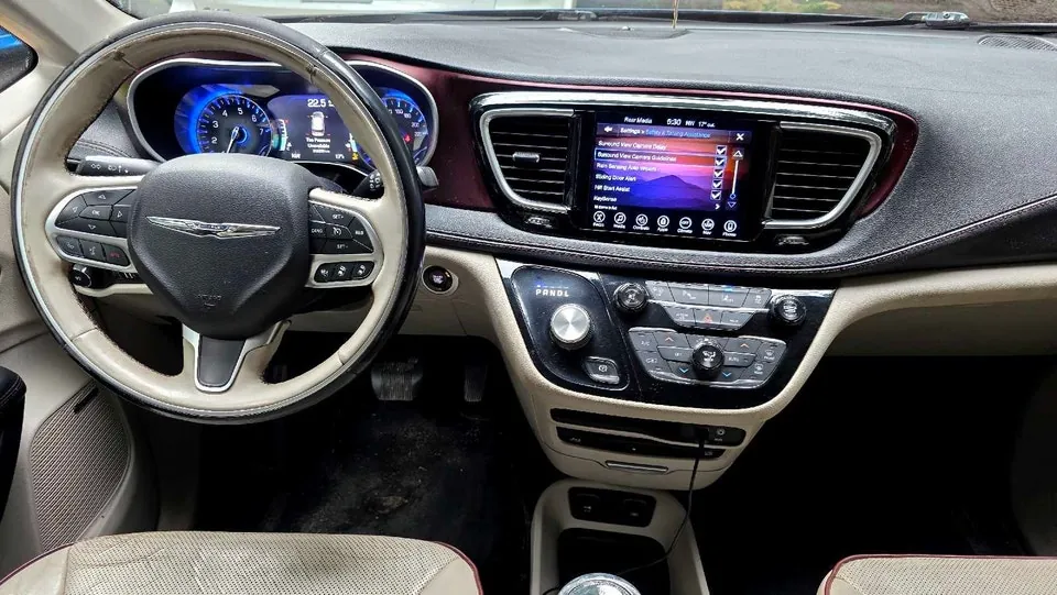 Chrysler Pacifica 2017 photo 5