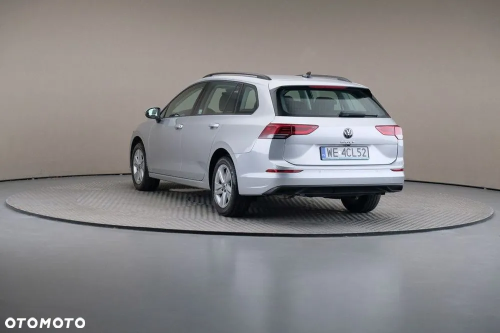 Volkswagen Golf Variant 2024 photo 2