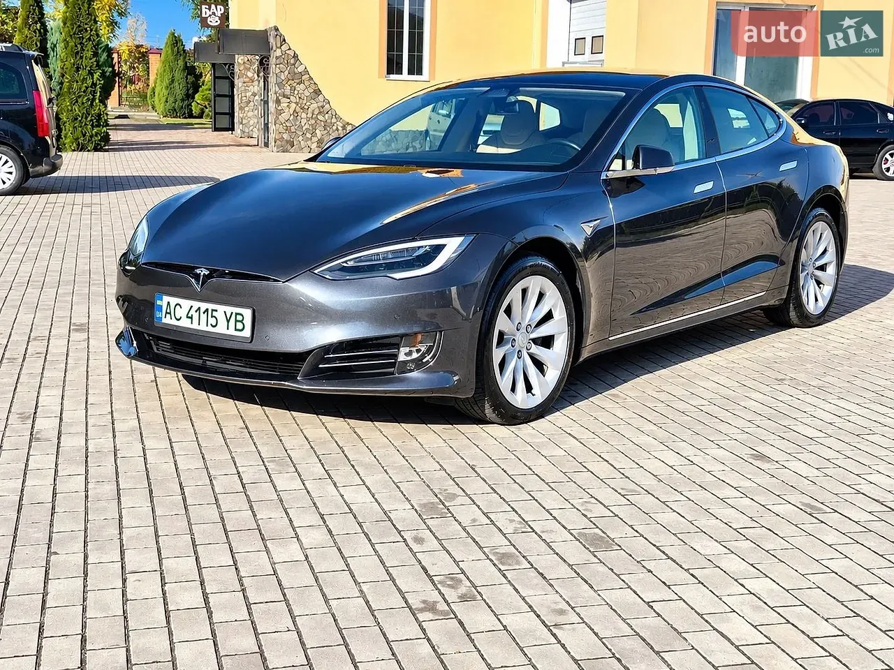 Tesla Model S
