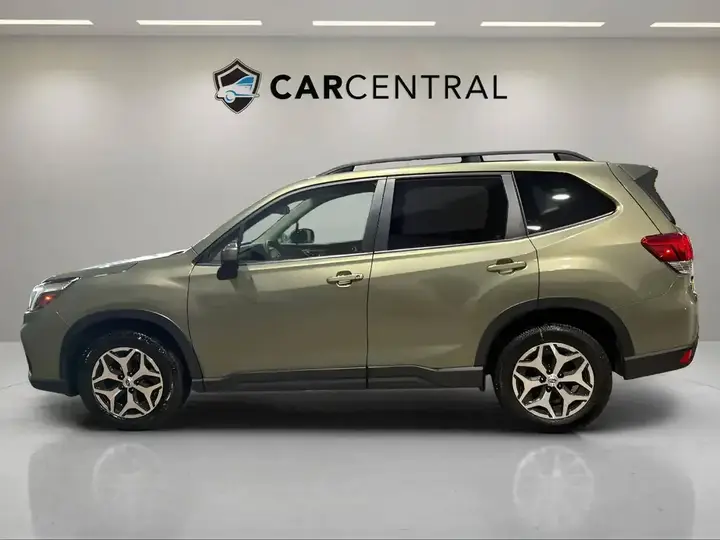 Subaru Forester 2021 photo 2
