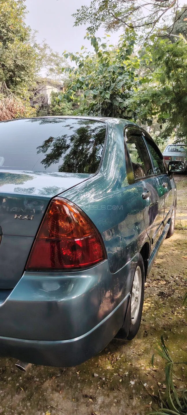 Suzuki Liana