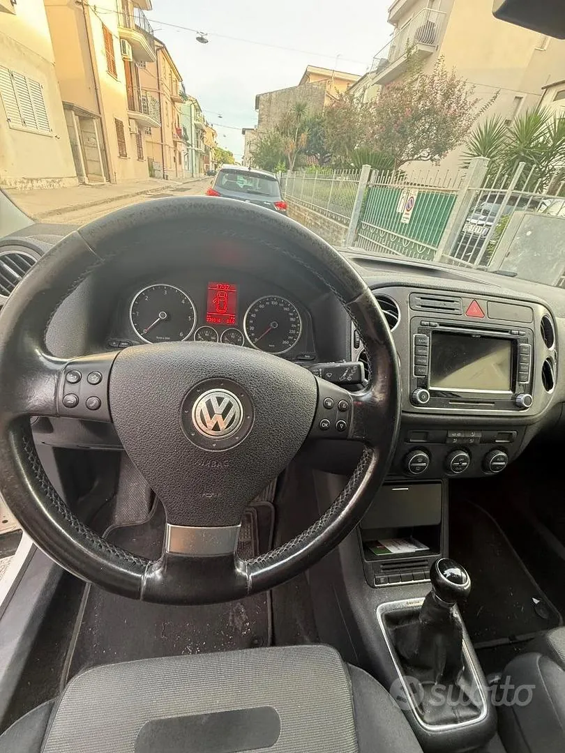 Volkswagen Tiguan 2008 photo 5