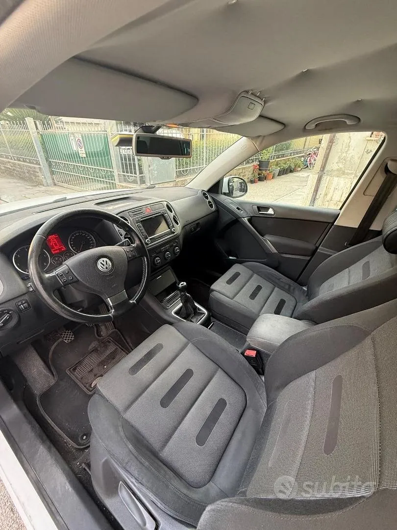 Volkswagen Tiguan 2008 photo 4