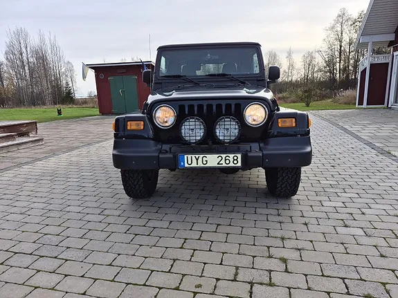 Jeep Wrangler 2004 photo 3