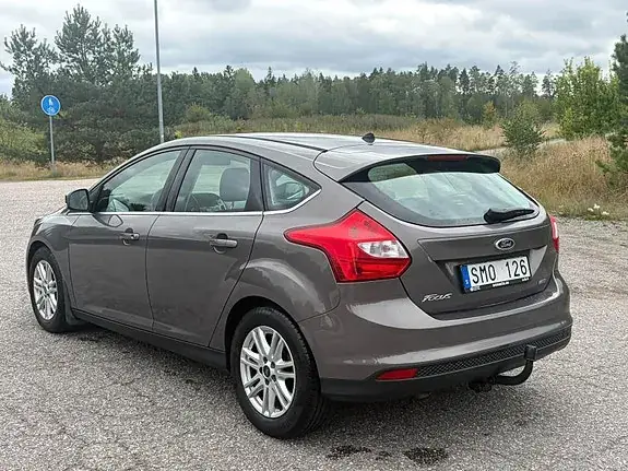 Ford Focus 2013 photo 3