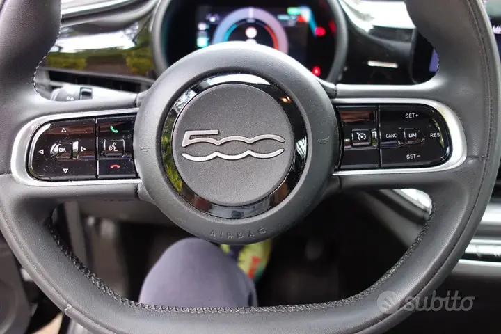 Fiat 500E 2025 photo 4
