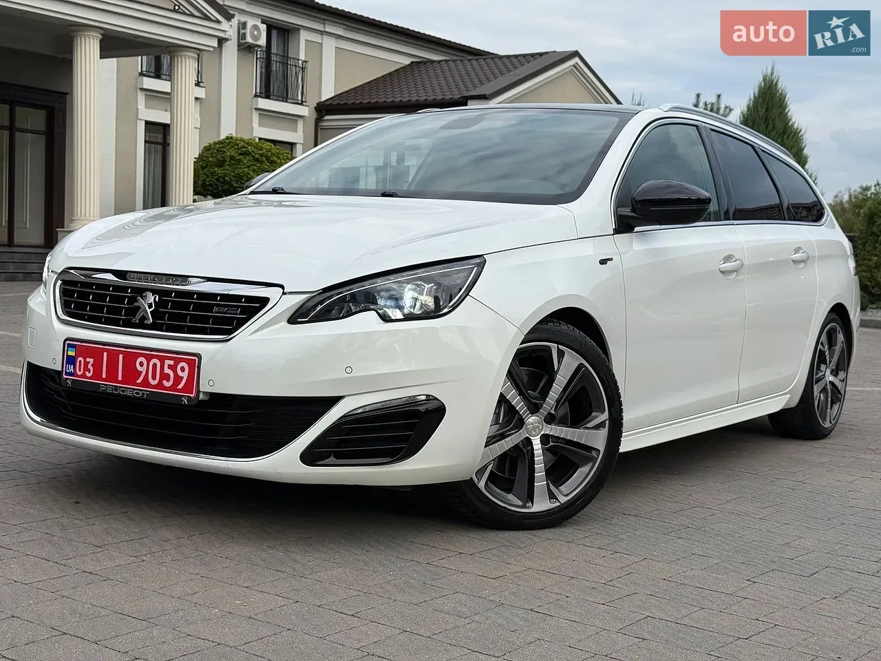 Peugeot 308 2016 photo 2