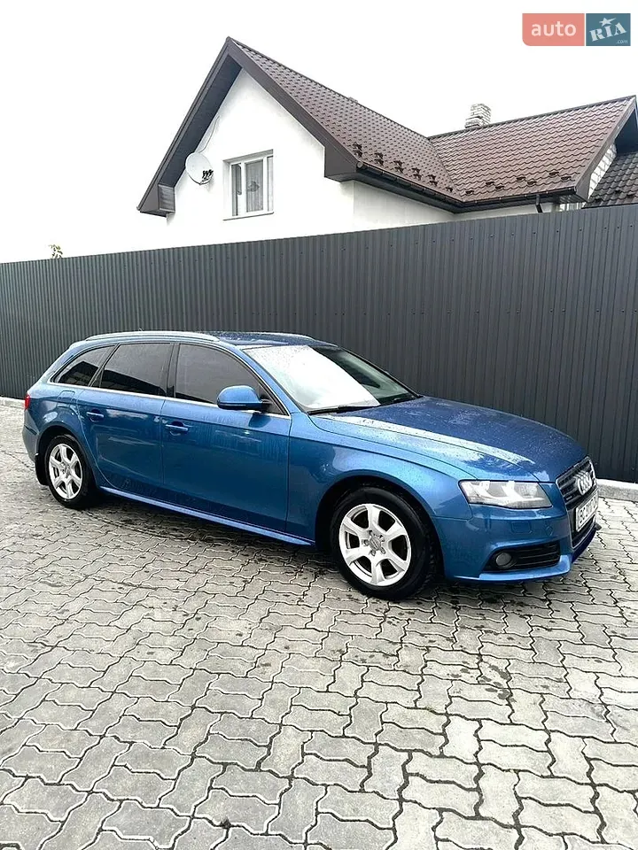 Audi A4 2008 photo 2
