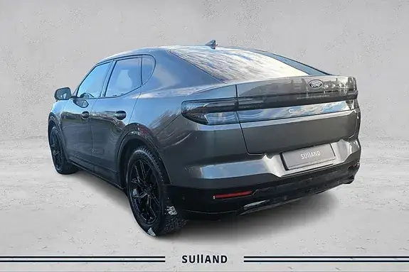 Ford Capri 2026 photo 3