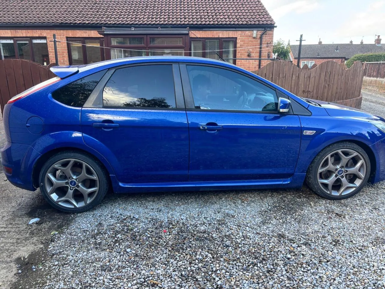 Ford Focus 2010 photo 2