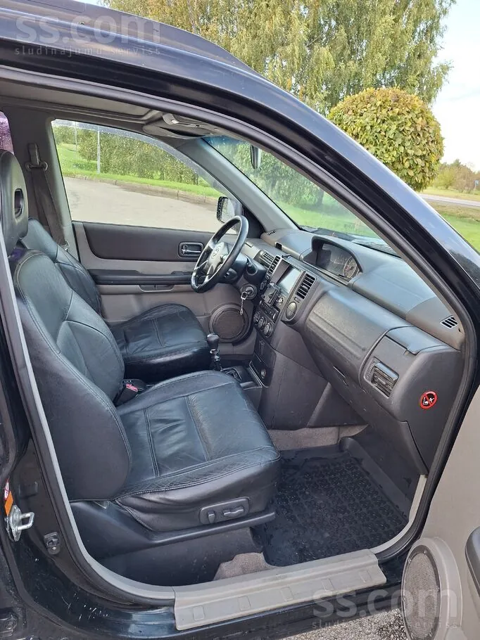 Nissan X-Trail 2005 photo 5