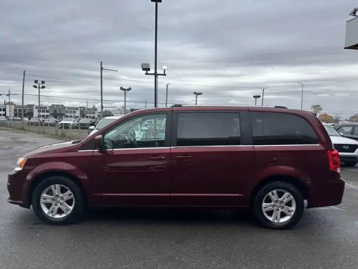 Dodge Grand Caravan 2019 photo 2