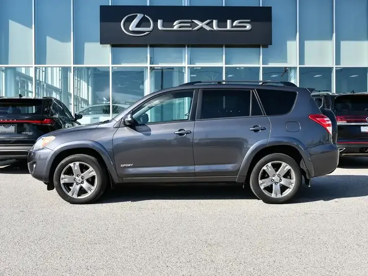Toyota Rav4 2012 photo 5