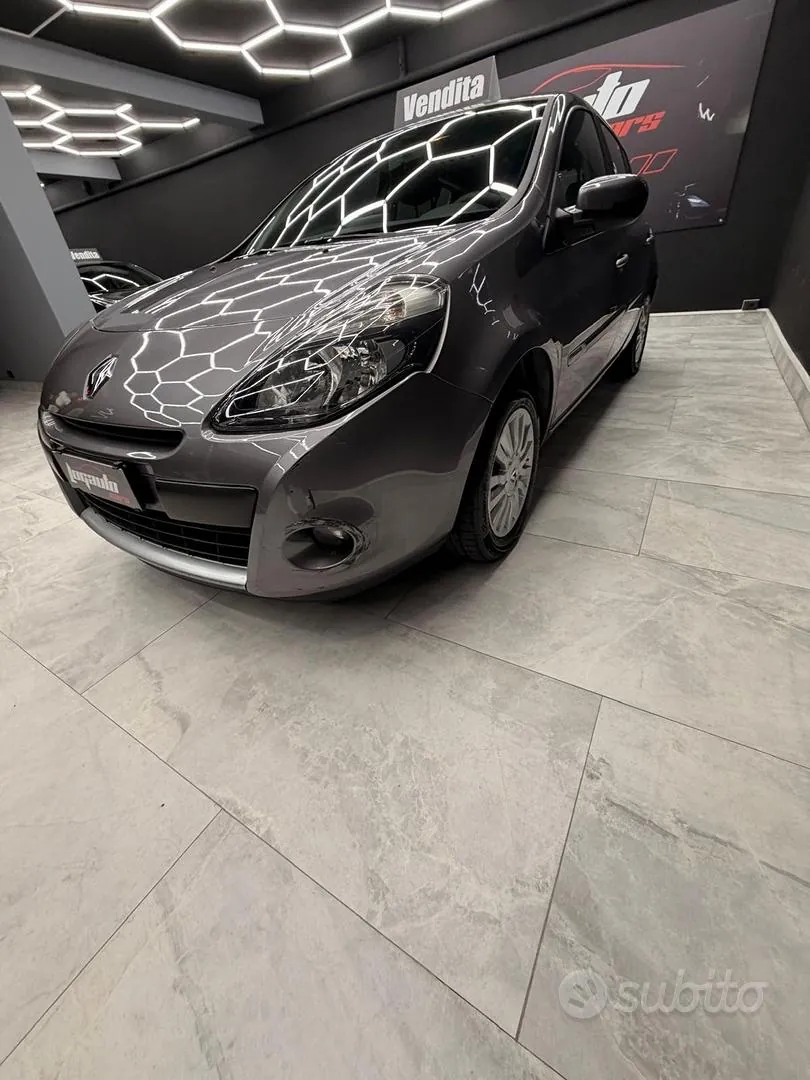 Renault Clio 2012 photo 5