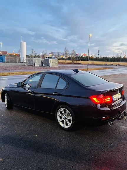 BMW 328I 2013 photo 3