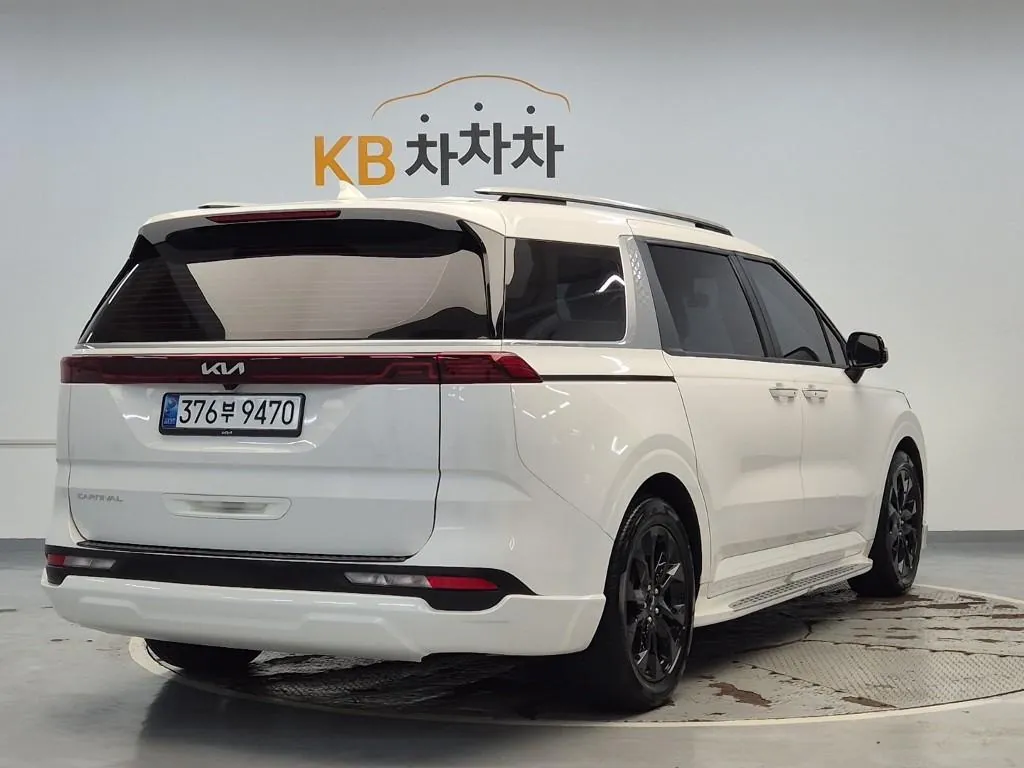 Kia Carnival 2022 photo 3