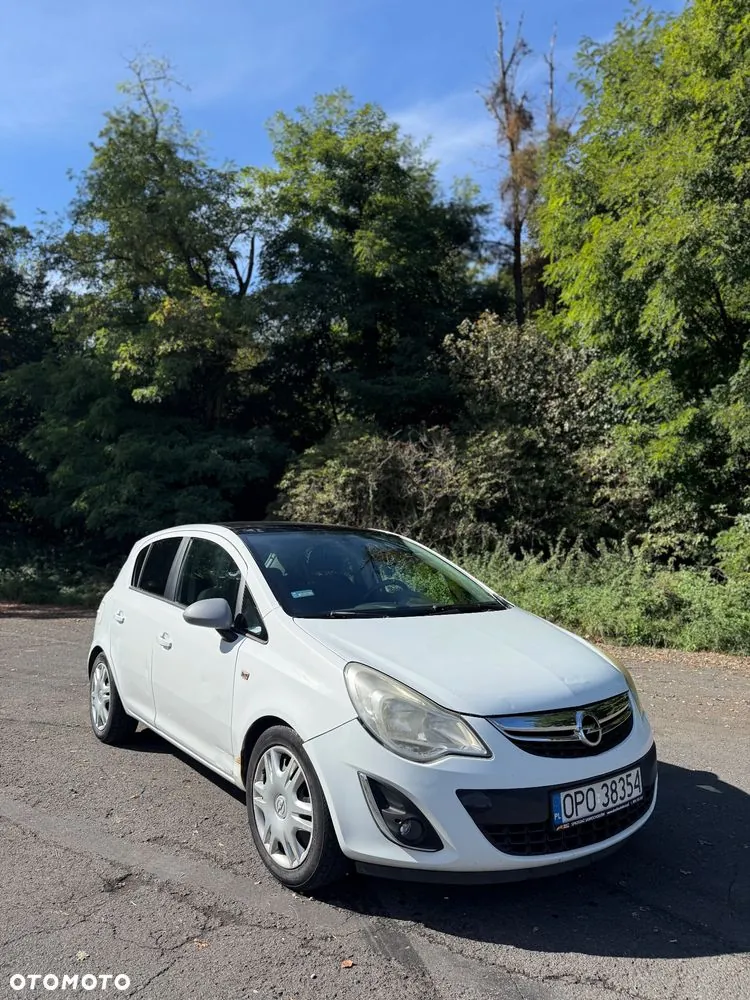 Opel Corsa D 2011 photo 4