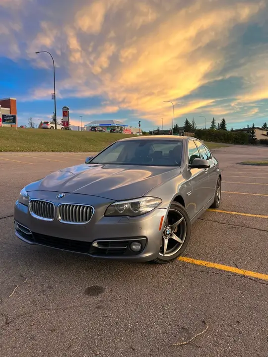 BMW 528I
