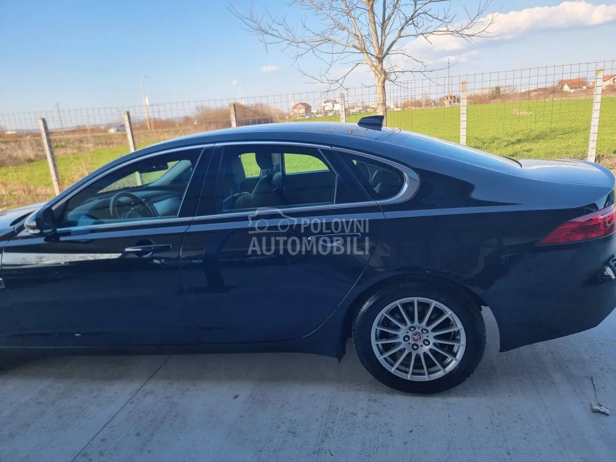 Jaguar Xf 2016 photo 4